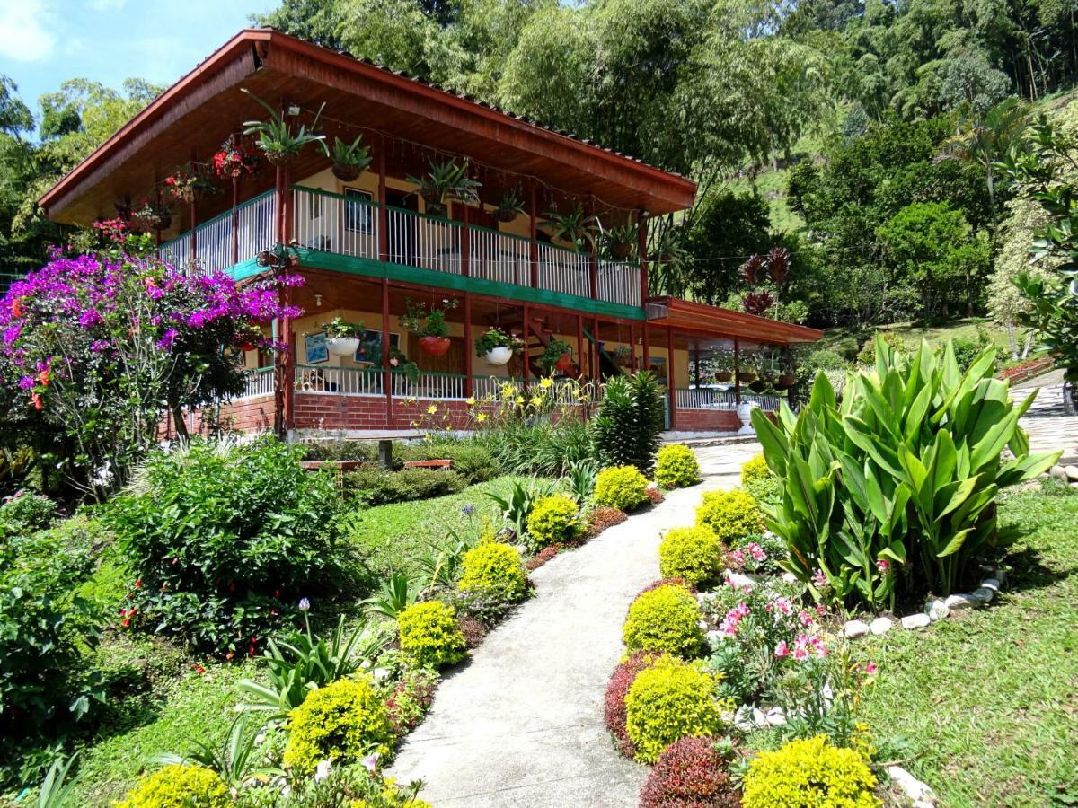 Finca Turistica Los Rosales Pereira Extérieur photo